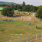 Prijateljska-trening utakmica FK Trstenik PPT (braon)-FK Goč (Vrnj. Banja) (plavi) 1:0 (0:0); kratak pregled događaja sa utakmice; Trstenik, 22. jul 2017.