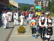 Litija na Svetu Trojicu ulicama Trstenika; 31. maj 2015. god.