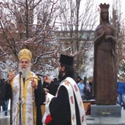 Kneginja Milica-otkrivanje i osveštenje spomenika. Spomenik osveštao Patrijarh srpski, Gospodin Irinej, I-deo; Trstenik 17. januar 2016. god.